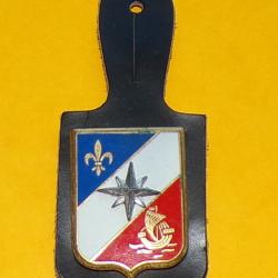3° Corps d'Armée, dos guilloché, fixation épingle pivotante ,  FABRICANT FRAISSE PARIS ,  HOMOLOGATI