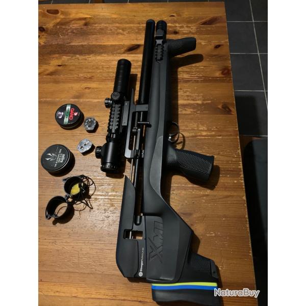 Carabine PCP Stoeger XM1 bullpup 6.35 2 chargeurs trs bon tat peu servi