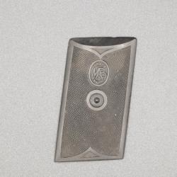 Plaquette droite pistolet MAB Trade Mark 6.35mm