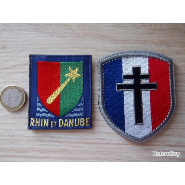lot cussons Rhin Danube et croix Lorraine insignes militaire collection