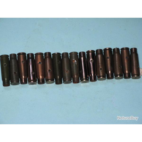Etuis / douilles neutralises et boites de 7,62 x 39, Ak 47 kalashnikov..
