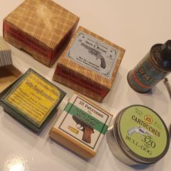 Lot boîtes vides cartouches 320 bulldog 6mm velodog 32 sw