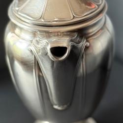 Cafetière Art Déco