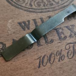 Pièce de la platine pour pistolet Unique DES 69 22lr ( 1 )