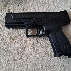 BERETTA APX A1 9 MM