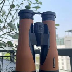 Jumelles 10x50 HD Compactes Haute Puissance pour Chasse Oiseaux Voyages Matchs et Etoiles Sandre