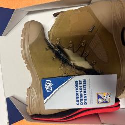 Chaussures de combat Haix zone tempérée - Taille 44 (neuves)