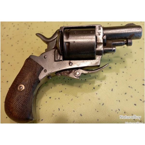 Bulldog 320 bon tat vendu avec 8 cartouche