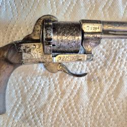 Revolver LEFAUCHEUX 7MM a broche bon état de fonctionnement entièrement graver.