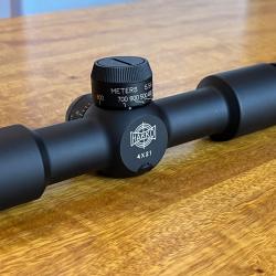 Lunette HAKKO 4X21 pour AR-15 / M16 / Calibre 5,56 OTAN / 223 Remington