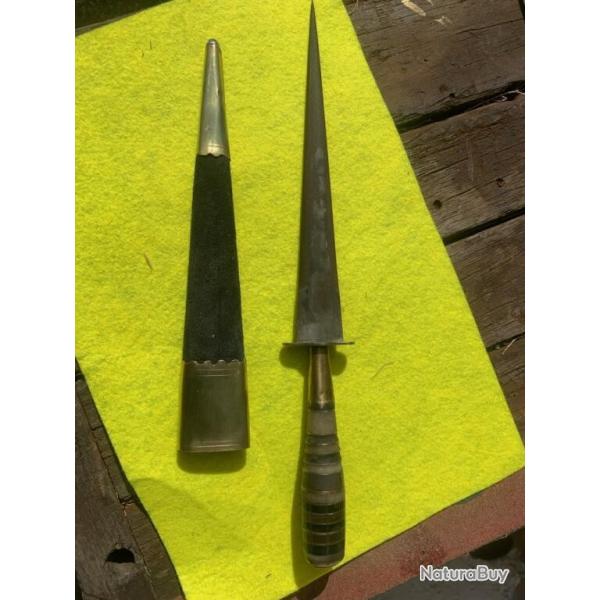 stylet corse manche en empillement de corne et laiton 29.8 cm