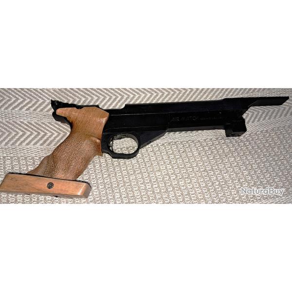RARE ! Pistolet de compétition AIR MATCH 600 cal. 4.5mm droitier avec levier de réarmement