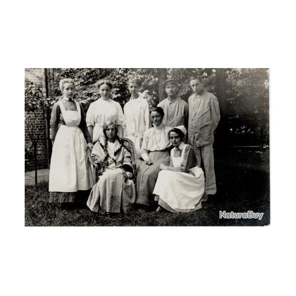 Carte - Photo Groupe de soldats allemands et leurs familles N1569
