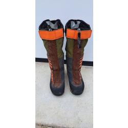 vends bottes CRISPI taille 38