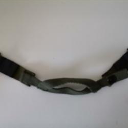 Jugulaire mentonnière pour casque US M1 sécurisée scotch noir