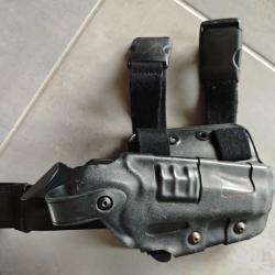 Holster de cuisse Safariland droitier 6074 Beretta