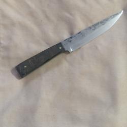 Couteau forgé manche en buffle