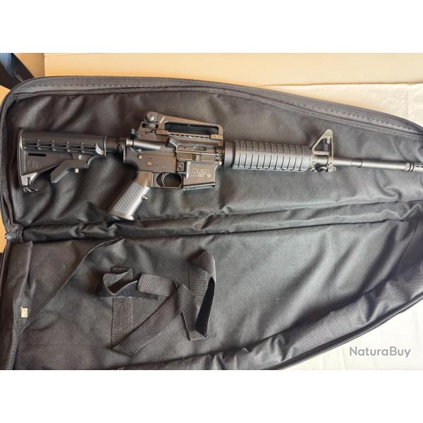 AR-15 MP15 Law Enforcement (version police du MP15 Sport), chambr en 5.56, MILSPEC, carry handle