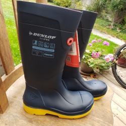 Bottes de sécurité DUNLOP P39 neuves