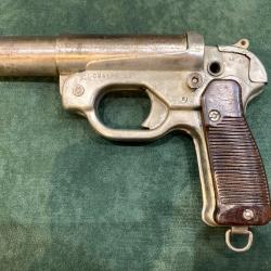 PISTOLET LANCE FUSÉE LEUCHTPISTOLE LP42