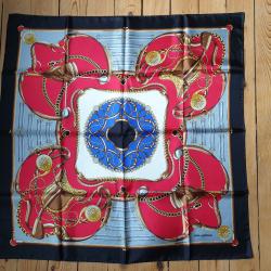 Carré de soie authentique Ted Lapidus neuf dans sa pochette d'origine