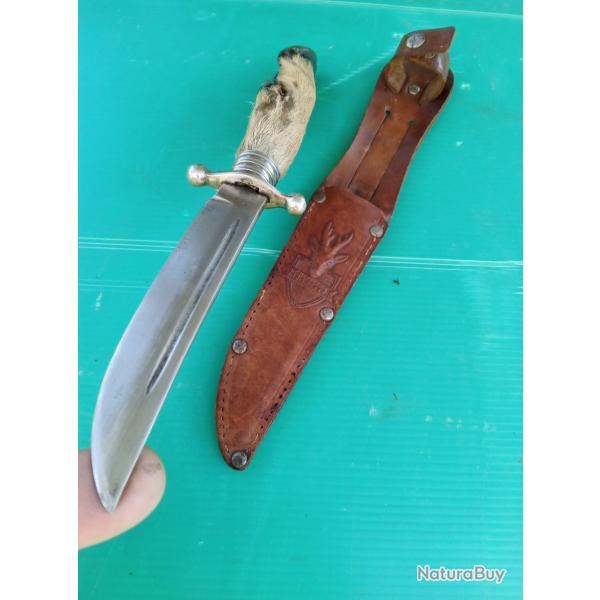 ANCIEN COUTEAU  DE CHASSE  REHWAPPEN SOLINGEN  AVEC SON FOIURREAU CUIR  .