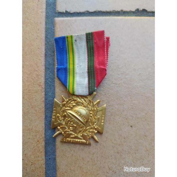 MEDAILLE LIGUE DES COMBATTANTS 1914-1918 DEPARTEMENT AUBE 10