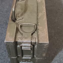 Caisse pour chargeurs MG13