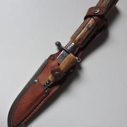 couteaux de chasse ancienn manche bois de cerf etuit cuir double