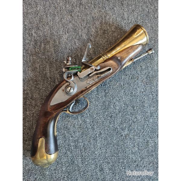 Gros pistolet tromblon  silex de marine canon tout en laiton diamtre  la bouche 4,2cm!