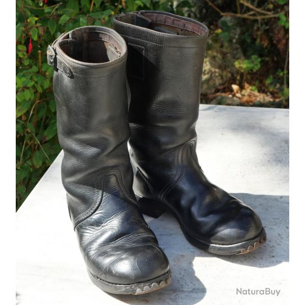 Paire de bottes allemandes  boucle semelles continental ferres C AMF25BOT003