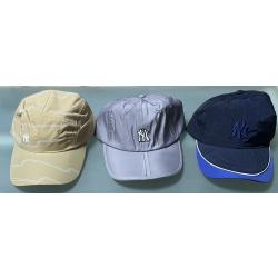 3 CASQUETTES