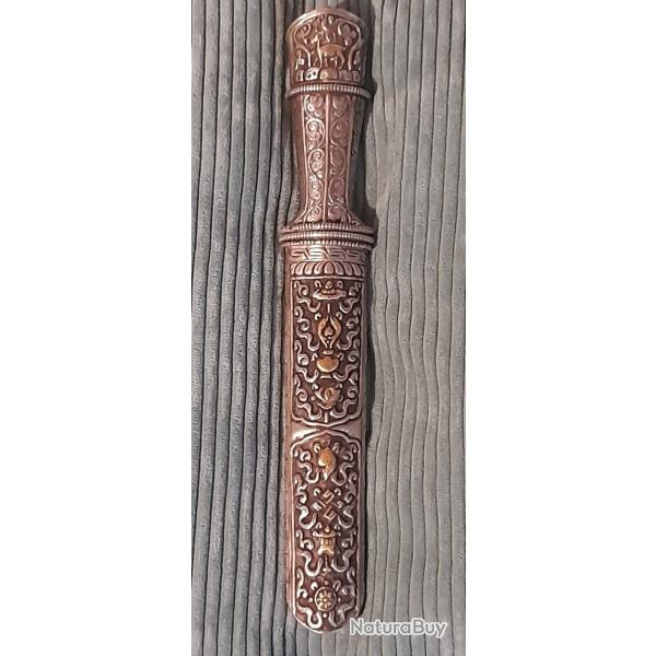 ANCIEN POIGNARD TIBTAIN DU XIX SICLE EN ARGENT