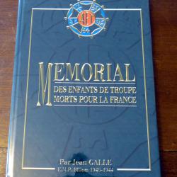 Livre : Mémorial des enfants de troupe morts pour la France