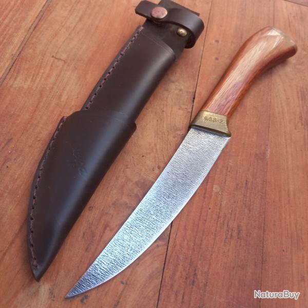 Joli couteau de Chasse BRSILIEN BUNGA Manche en Bois avec tui en cuir