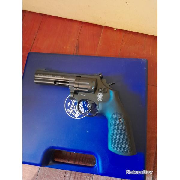Revolver Smith&Wesson 586  plomb 4.5mm neuf