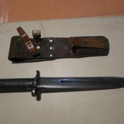 BAIO SUEDOISE MODELE 96 AVEC PORTE FOURREAU.