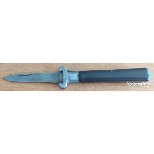 Ancien couteau de chasse extracteur de douille pour calibre 12 et 16.
