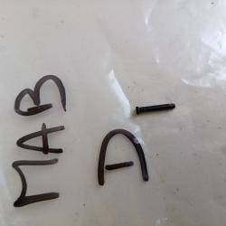 Axe mab D