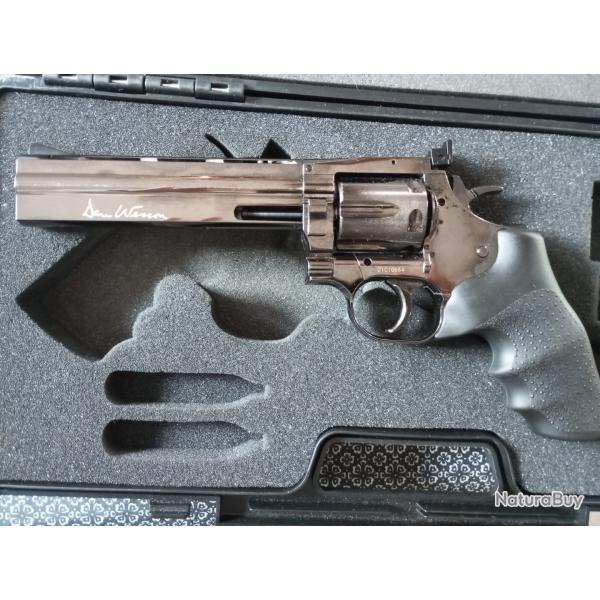 DAN WESSON 715 6 pouces diabolos