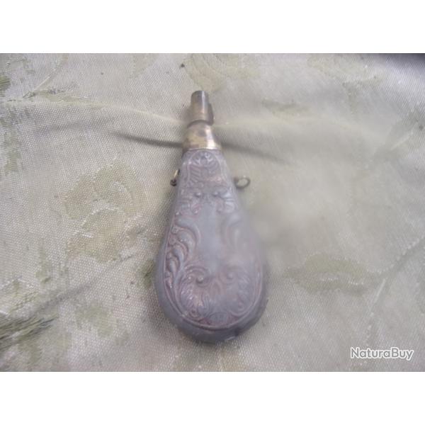poire  poudre ancienne   17,8 cm