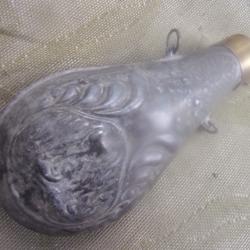 poire à poudre ancienne  incomplète