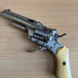 Révolver S&W 1,1/2 de luxe en coffret