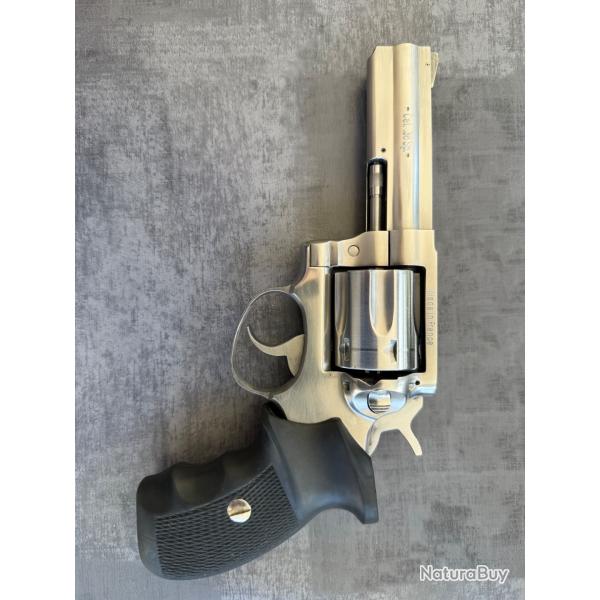 Revolver Manurhin MR 88