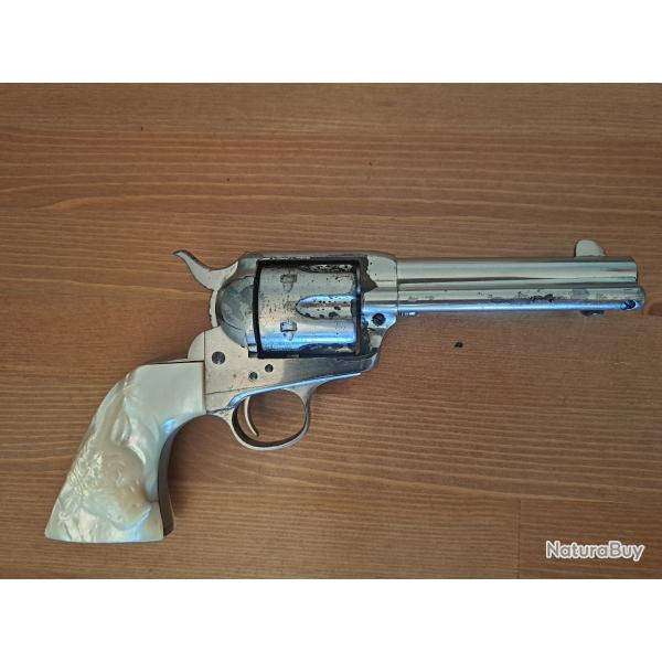 Colt SAA calibre 45 Colt canon de 4" 3/4