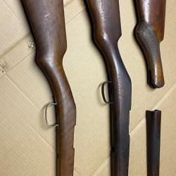 Lot de trois crosses bois pour carabines de jardin