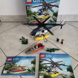 Lego City, La Poursuite en Hélicoptère no 60067 complet