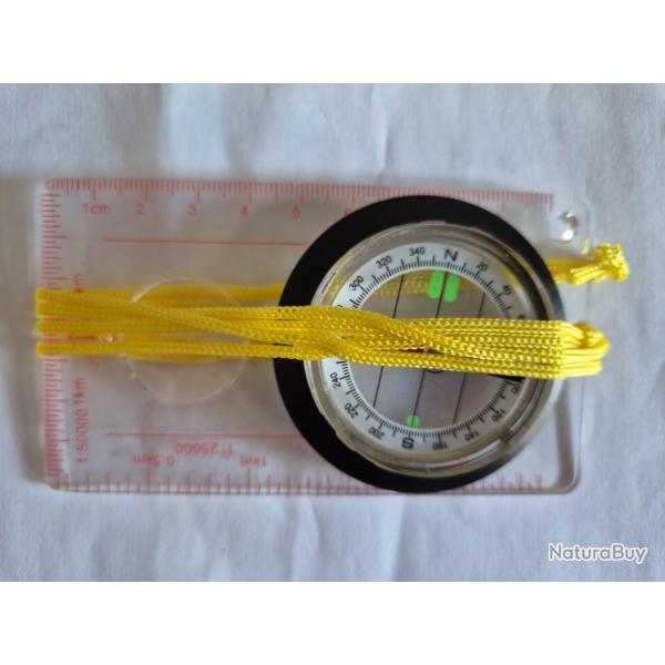 Boussole d'orientation militaire - militaria - arme - army - France - Belgique - Luxembourg Polska
