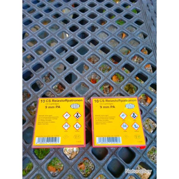 2 BOITES 10 CS ( GAZ ) CARTRIDGES 9 MM PA