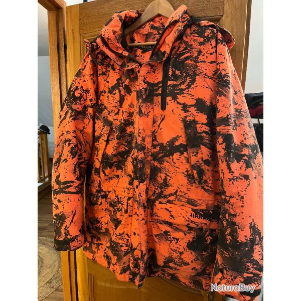 VESTE HARKILA